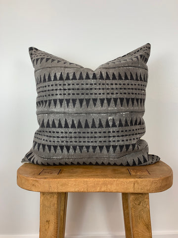 Gray/Black Mini Triangles Mudcloth Pillow Cover